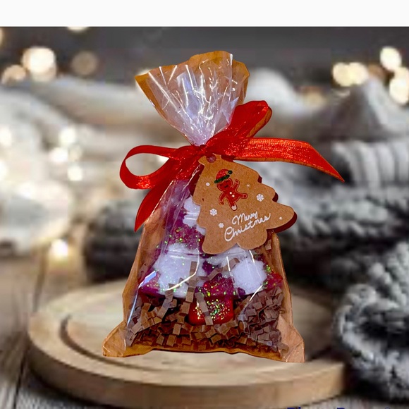 Christmas Tree Soap, Artisian Holiday, Wonderland Party, Christmas Bath Decor - Picture 9 of 14